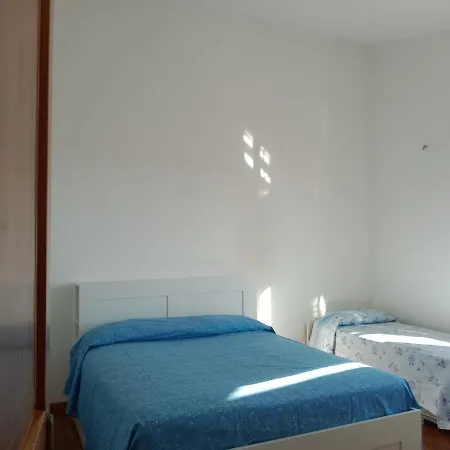 A Vicino Scilla E Reggio Calabria *