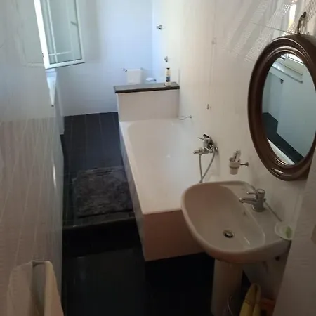 A Vicino Scilla E Reggio Calabria